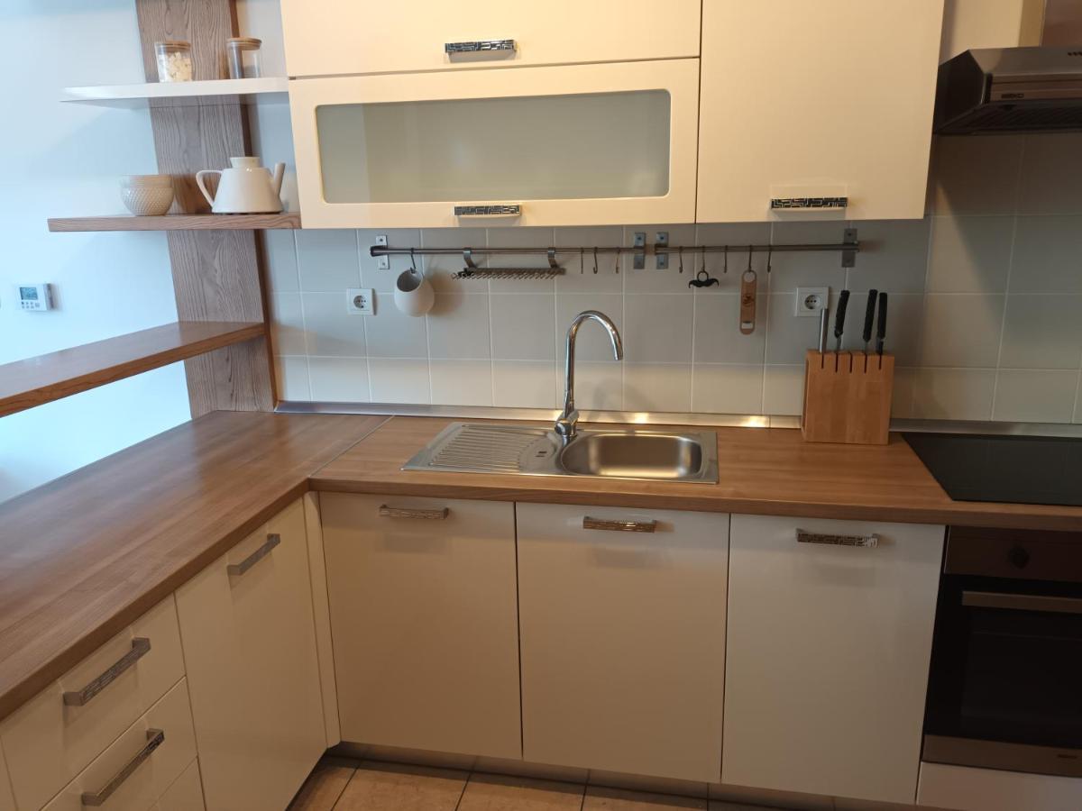 City Nest Apartment Кобарид Екстериор снимка