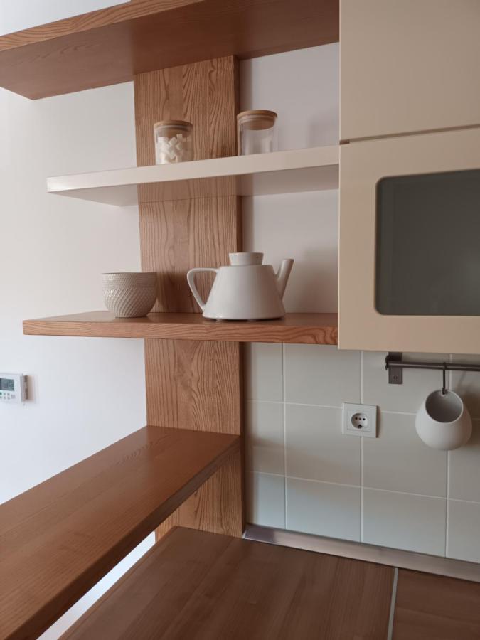 City Nest Apartment Кобарид Екстериор снимка
